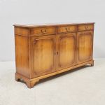 1684 7095 Sideboard